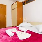 דירה Dinga -borak - Two Bedroom With Terrace No 1 *