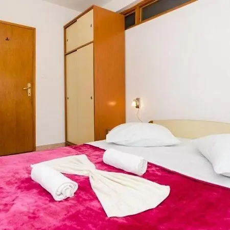 Apartment Dinga -borak - Two Bedroom With Terrace No 1 *