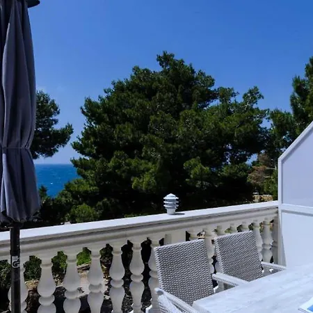 Dinga -borak - Two Bedroom With Terrace No 1