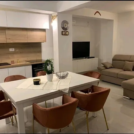 Dinga -borak - Two Bedroom With Terrace No 1 Potomje